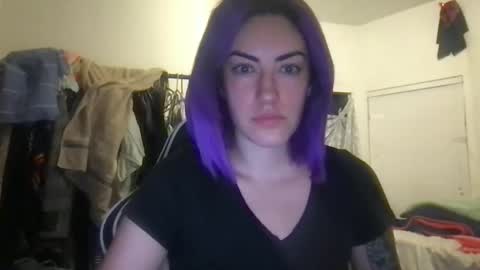 fgsammie online show from April 18, 3:33 am