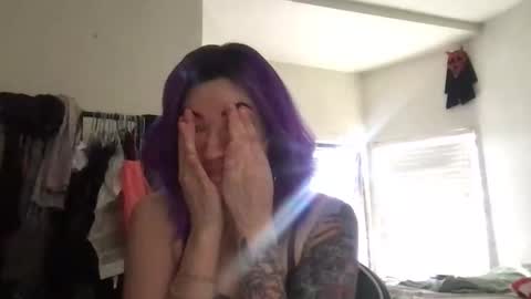 fgsammie online show from April 20, 11:54 pm