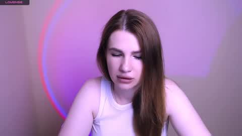 Mia online show from August 16, 9:35 am