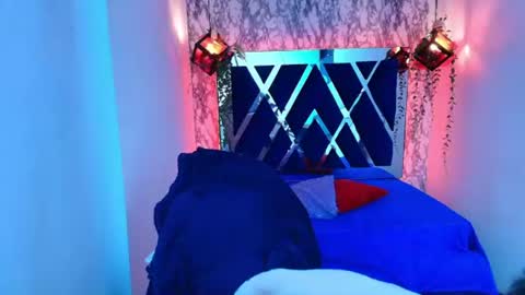   online show from September 3, 1:52 am