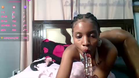 fierycaramel online show from March 27, 7:01 am