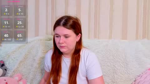 fieryy_foxy online show from August 11, 6:15 am
