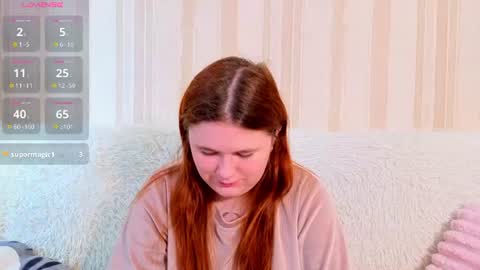 fieryy_foxy online show from August 15, 7:23 am