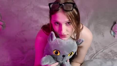 fimira online show from August 7, 3:01 pm