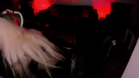 AlfaFemale online show from August 11, 7:43 am