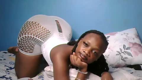 fine_ass24 online show from August 13, 5:54 am