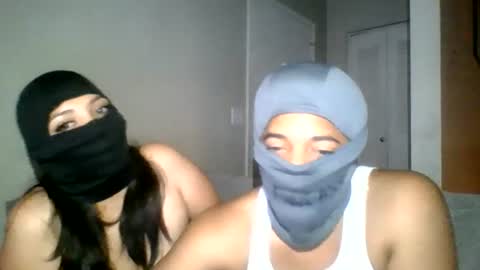 fineassmexican2224 online show from August 2, 11:11 pm