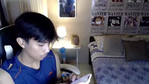 fineboii_rey18 online show from April 30, 4:54 pm