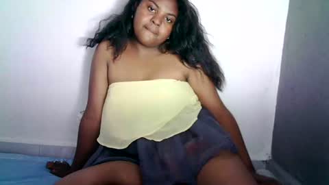 fiona_00 online show from August 14, 3:26 pm