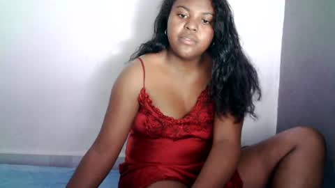 fiona_00 online show from August 15, 4:33 pm
