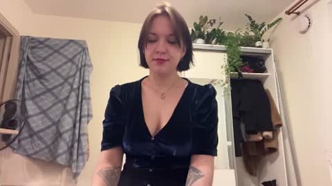 Lora online show from September 8, 5:42 pm