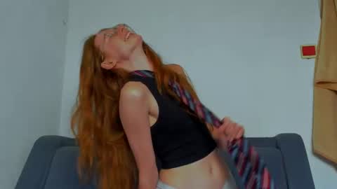 fire_luna online show from June 24, 4:09 pm