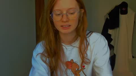 fire_luna online show from August 9, 2:07 pm