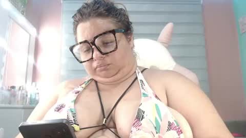 fire_passion__ online show from July 25, 5:00 am
