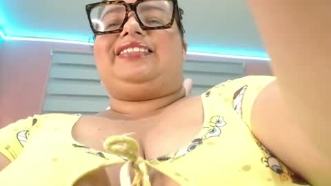 fire_passion__ online show from August 5, 7:17 am