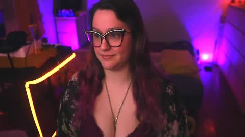 Lio Roxy online show from April 19, 3:49 am