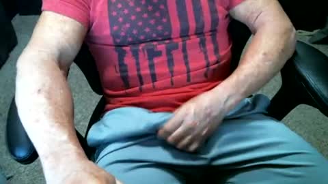 fitguy40 online show from June 29, 4:05 am