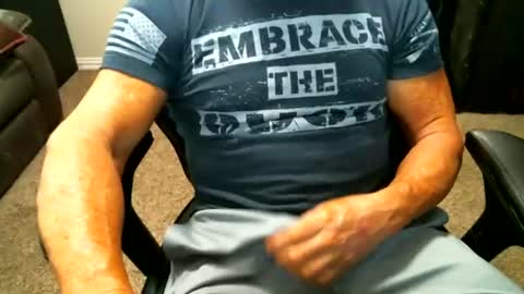 fitguy40 online show from July 22, 7:16 pm