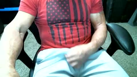 fitguy40 online show from July 29, 8:38 pm