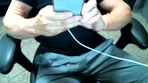fitguy40 online show from August 12, 8:00 pm