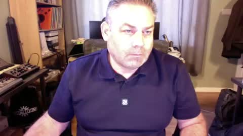 fittiesonly online show from August 12, 7:11 am