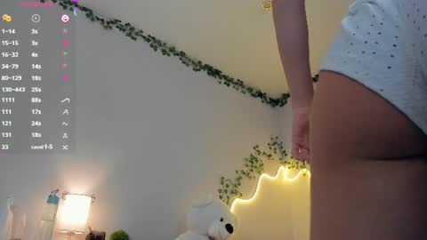 Kira online show from August 13, 2:36 am