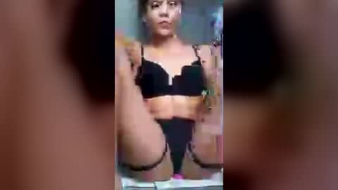 flacandela online show from July 14, 3:04 pm