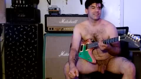 Flannel Dong online show from July 31, 10:10 am
