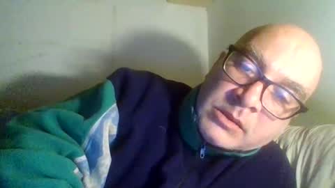flashdreaming online show from April 5, 8:56 pm