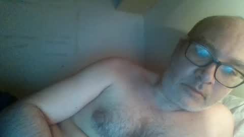 flashdreaming online show from June 14, 8:28 pm