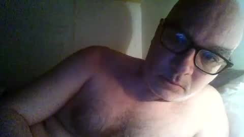 flashdreaming online show from August 10, 9:27 pm
