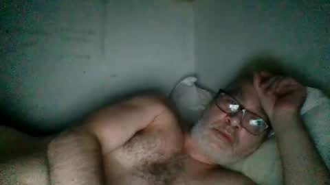 flashdreaming online show from August 16, 11:42 pm