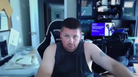 FL guy online show from June 4, 7:51 pm