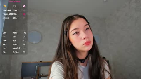 flirtykitty_ online show from August 11, 4:14 am