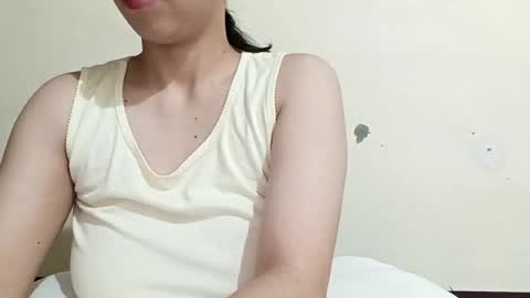 flirtywink online show from August 12, 6:49 am
