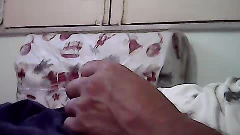 flo1974 online show from August 17, 8:52 am