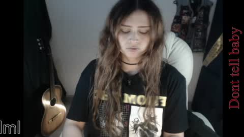 flor3citarockera online show from August 6, 3:44 pm