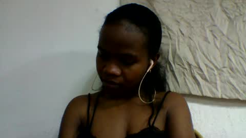 flora48230522373 online show from August 14, 3:10 am
