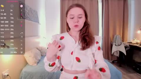 Hayley  I WILL COME BACK ON MAY 27TH 6pm UTC online show from August 4, 9:28 am