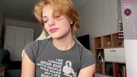 Flora online show from August 16, 10:30 am