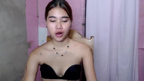 florloversweet1 online show from July 21, 9:28 pm