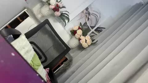 florxx_ts online show from August 9, 8:43 pm