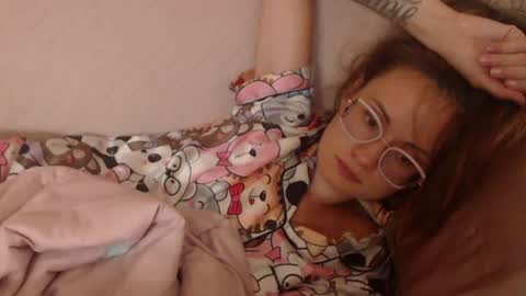say meow and send tip  online show from July 6, 1:58 pm
