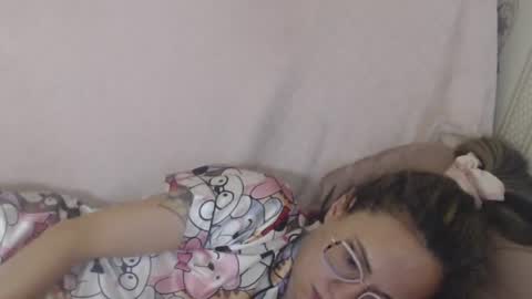 say meow and send tip  online show from August 1, 10:54 am