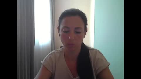 flowerlady93831 online show from May 25, 12:51 pm