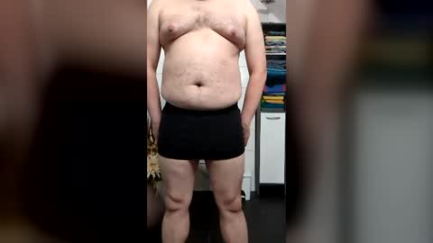 fluffybutt_ online show from July 20, 9:07 pm