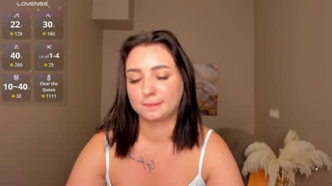 Lina online show from August 9, 1:50 am