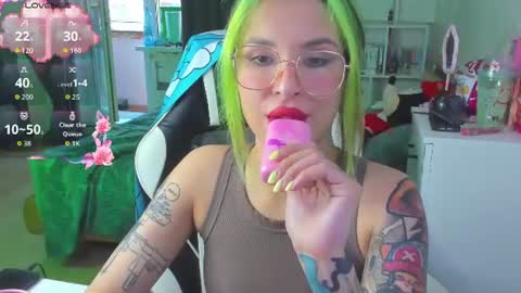 folinskaayaa online show from August 5, 8:01 am