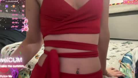 Elaine online show from July 12, 5:08 pm