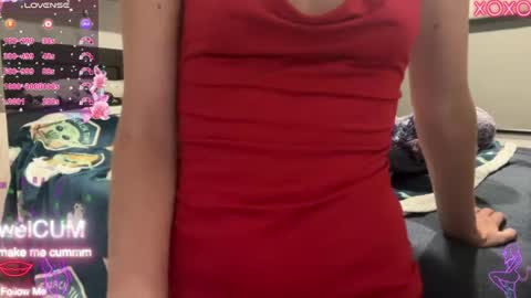 Elaine online show from August 4, 1:02 am